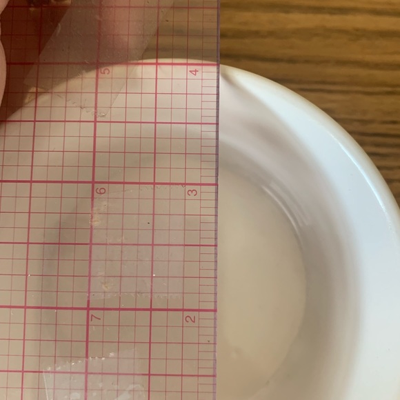 Vintage Tulip Tyme Casserole ramekin - Picture 5 of 7